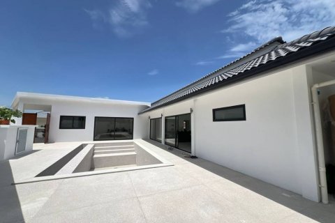 Chalet de 3 dormitorios en Surat Thani, Tailandia № 144591