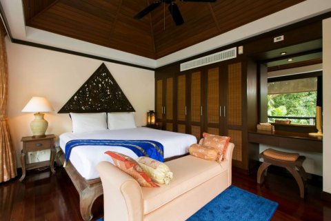 Chalet de 3 dormitorios en Phuket, Tailandia № 144589 - foto 8