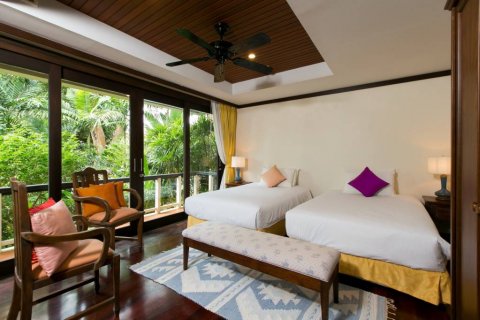 Chalet de 3 dormitorios en Phuket, Tailandia № 144589 - foto 9