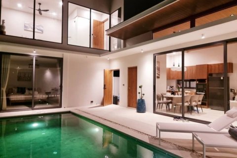 Villa in Surat Thani, Thailand 4 Schlafzimmer № 144595