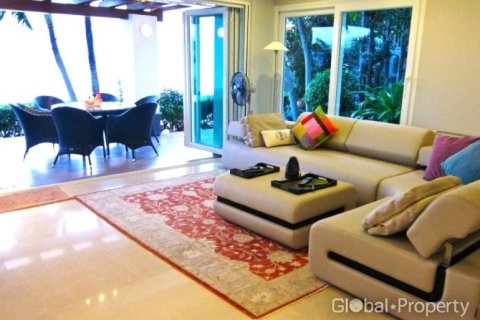 Condominio de 1 dormitorio en Pattaya, Tailandia № 132330 - foto 6