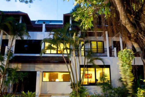 Reihenhaus in Phuket, Thailand 4 Schlafzimmer № 124633