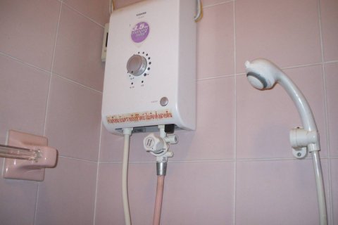 Adosado de 4 dormitorios en Bangkok, Tailandia № 143505 - foto 22