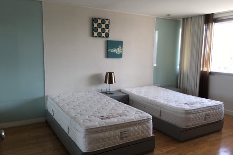 Condominio de 2 dormitorios en Bangkok, Tailandia № 143793 - foto 11