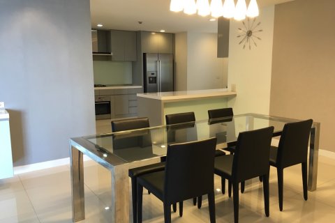 Condominio de 2 dormitorios en Bangkok, Tailandia № 143793 - foto 2