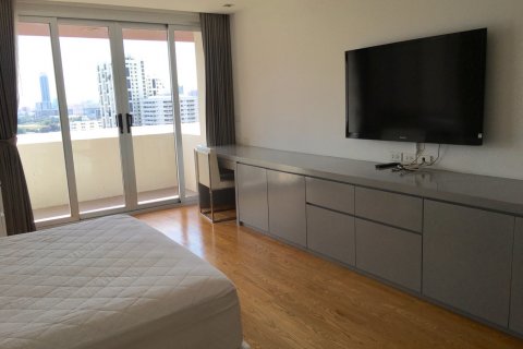 Condominio de 2 dormitorios en Bangkok, Tailandia № 143793 - foto 9