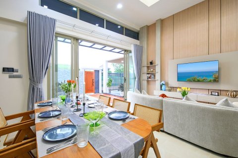 Casa de 3 dormitorios en Chalong, Tailandia № 74345 - foto 16
