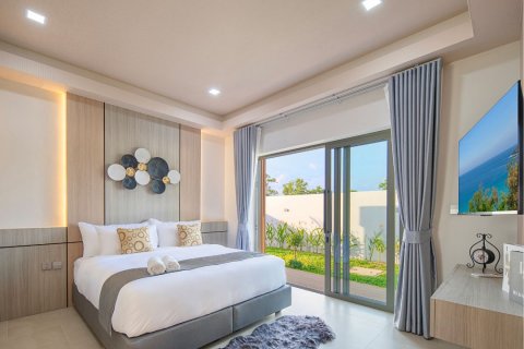 Casa de 3 dormitorios en Chalong, Tailandia № 74345 - foto 13