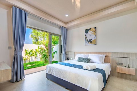 Casa de 3 dormitorios en Chalong, Tailandia № 74345 - foto 17