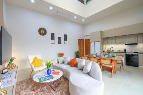 Casa de 3 dormitorios en Chalong, Tailandia № 74345 - foto 12