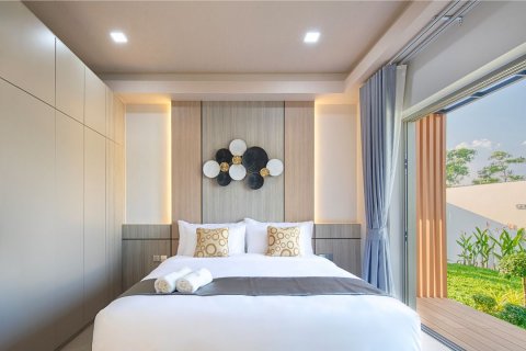 Casa de 3 dormitorios en Chalong, Tailandia № 74345 - foto 15