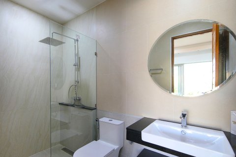 Casa de 3 dormitorios en Chalong, Tailandia № 74345 - foto 6