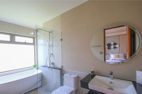 Casa de 3 dormitorios en Chalong, Tailandia № 74345 - foto 9
