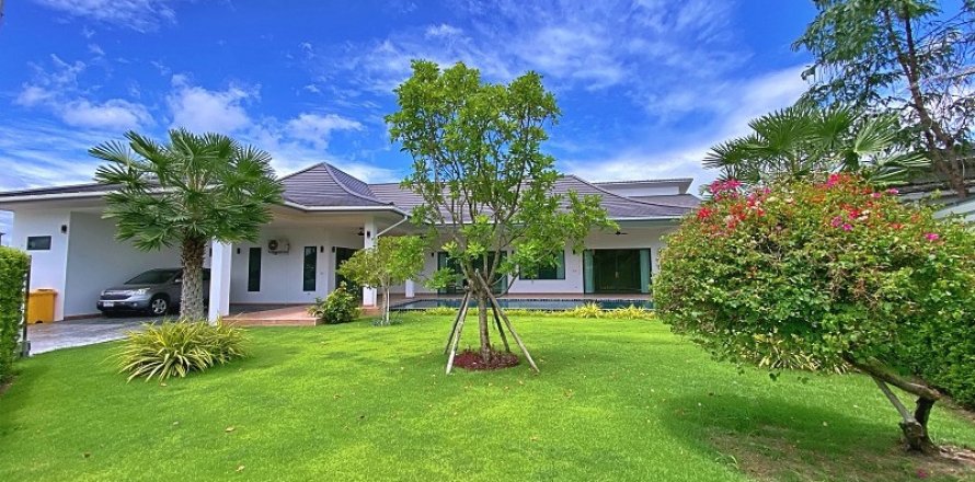 Casa de 4 dormitorios en Hua Hin, Tailandia № 125517