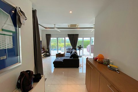 Casa de 3 dormitorios en Hua Hin, Tailandia № 125518 - foto 11