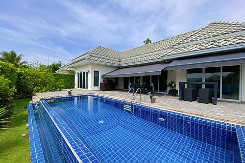 Casa de 3 dormitorios en Hua Hin, Tailandia № 125518 - foto 4