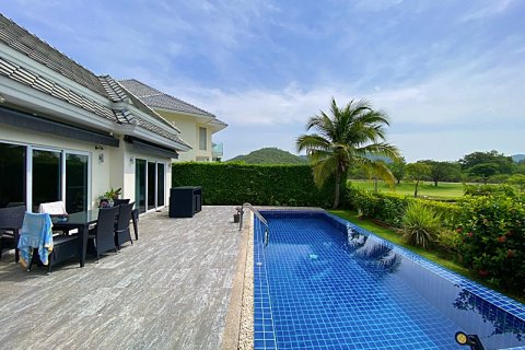 Casa de 3 dormitorios en Hua Hin, Tailandia № 125518 - foto 8