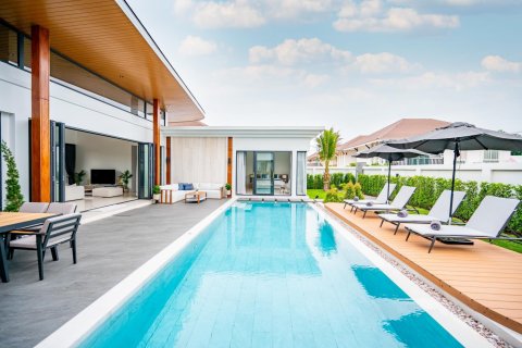 Casa de 3 dormitorios en Hua Hin, Tailandia № 125514 - foto 4