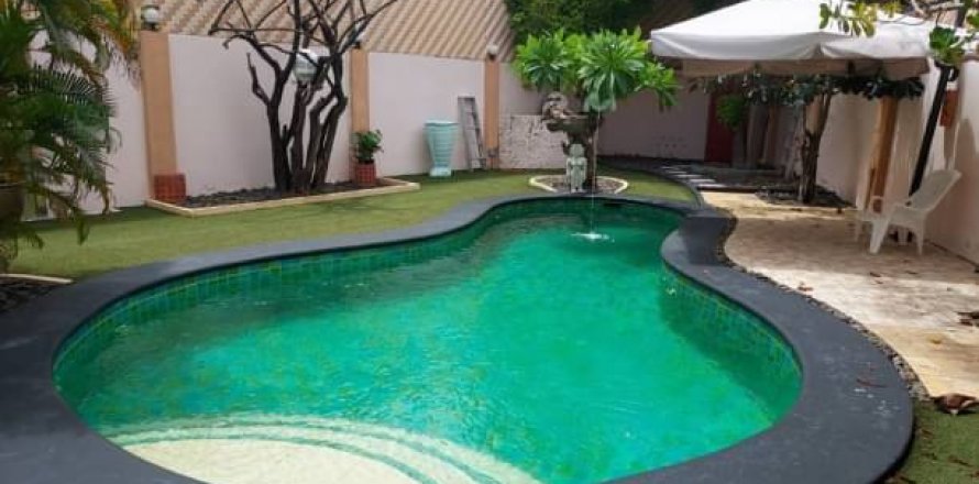 Condominio de 4 dormitorios en Pattaya, Tailandia № 101083