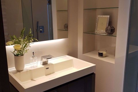 Condo à Bang Rak, Bangkok, Thaïlande, 1 chambre  № 76079 - photo 15