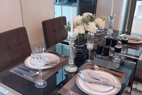 Condo à Bang Rak, Bangkok, Thaïlande, 1 chambre  № 76079 - photo 6
