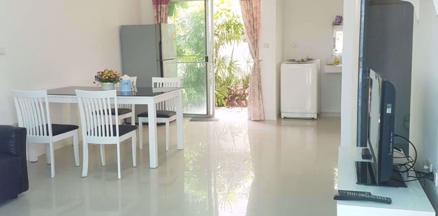 Casa de 3 dormitorios en Bang Kapi, Bangkok, Tailandia № 76075