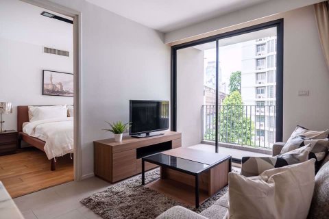 Condominio de 2 dormitorios en Pathum Wan, Bangkok, Tailandia № 76420 - foto 2