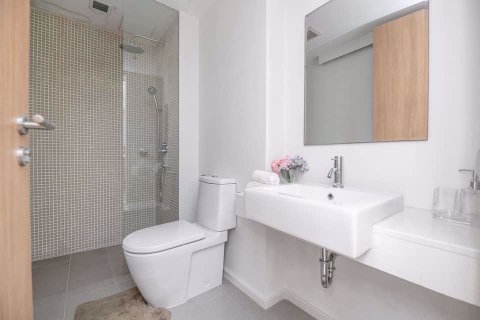 Condominio de 2 dormitorios en Pathum Wan, Bangkok, Tailandia № 76420 - foto 14