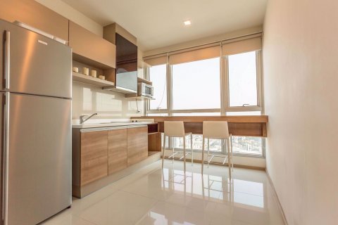 Condominio de 1 dormitorio en Khlong Toei, Bangkok, Tailandia № 76417 - foto 6