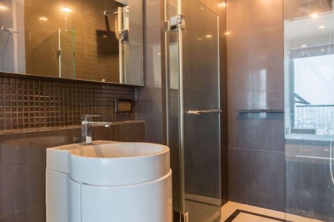 Condominio de 1 dormitorio en Khlong Toei, Bangkok, Tailandia № 76417 - foto 13