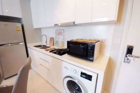 Condo à Sathon, Bangkok, Thaïlande, 2 chambres № 76419 - photo 3
