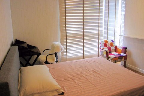 Condo in Khlong Toei, Bangkok, Thailand, 2 bedrooms № 76421 - photo 5