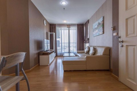 Condominio de 2 dormitorios en Chatuchak, Bangkok, Tailandia № 76436 - foto 3