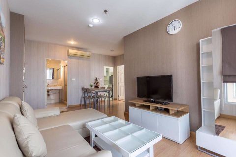 Condominio de 2 dormitorios en Chatuchak, Bangkok, Tailandia № 76436 - foto 2