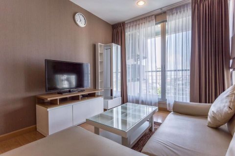 Condominio de 2 dormitorios en Chatuchak, Bangkok, Tailandia № 76436 - foto 10