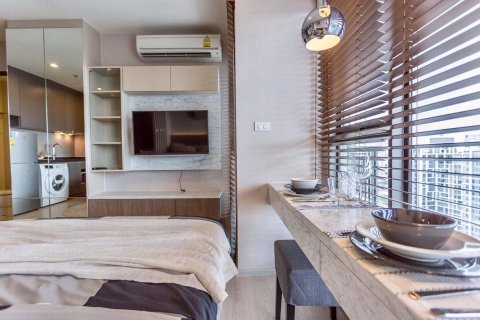 Studio dans le Condo à Ratchathewi, Bangkok, Thaïlande  № 76416 - photo 4