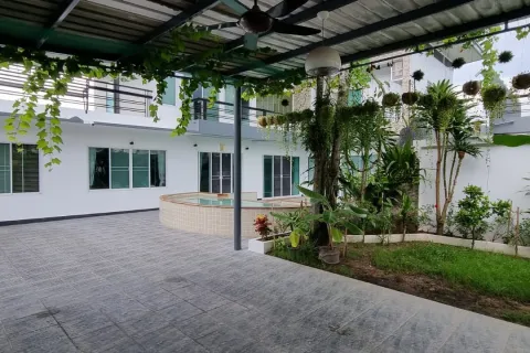 Casa de 5 dormitorios en Pattaya, Tailandia № 80207 - foto 5