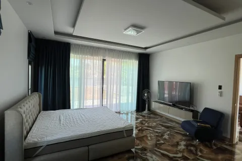 Casa de 3 dormitorios en Phuket, Tailandia № 142370 - foto 17