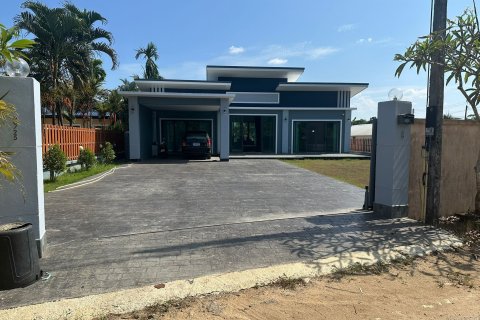 Casa de 3 dormitorios en Phuket, Tailandia № 142370 - foto 6