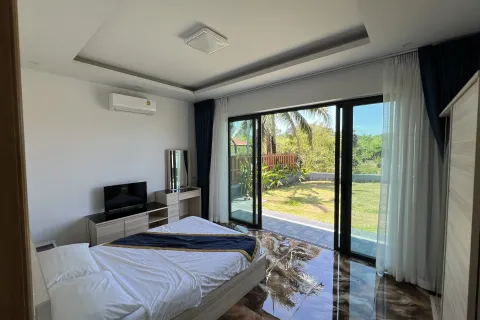 Casa de 3 dormitorios en Phuket, Tailandia № 142370 - foto 14