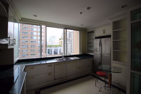 Condominio de 3 dormitorios en Pathum Wan, Bangkok, Tailandia № 76525 - foto 6
