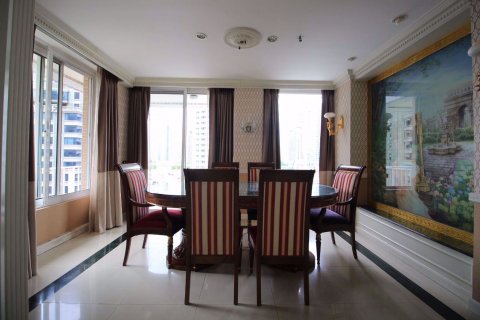 Condominio de 3 dormitorios en Pathum Wan, Bangkok, Tailandia № 76525 - foto 5