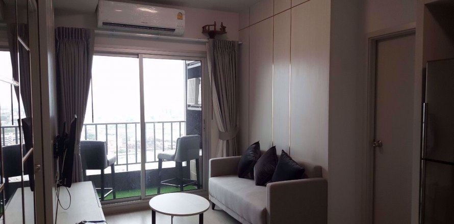 Condominio de 2 dormitorios en Bang Sue, Bangkok, Tailandia № 76530