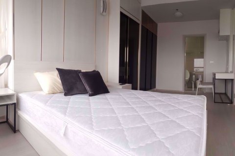 Condominio de 2 dormitorios en Bang Sue, Bangkok, Tailandia № 76530 - foto 9