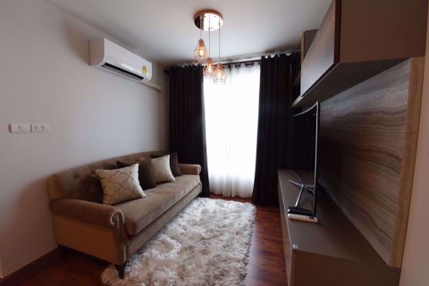 Condo in Bang Kapi, Bangkok, Thailand, 2 bedrooms № 76526