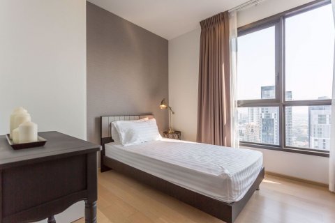 Condominio de 2 dormitorios en Watthana, Bangkok, Tailandia № 76524 - foto 9