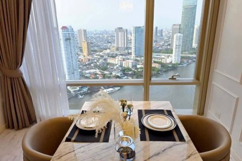 คอนโดมิเนียมในสาทร, กรุงเทพฯ, ประเทศไทย, 2 ห้องนอน № 132254 - รูปถ่าย 4