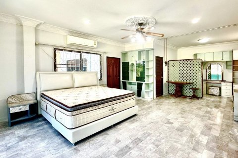 บ้านในตลิ่งชัน, กรุงเทพฯ, ประเทศไทย 7 ห้องนอน № 132249 - รูปถ่าย 29