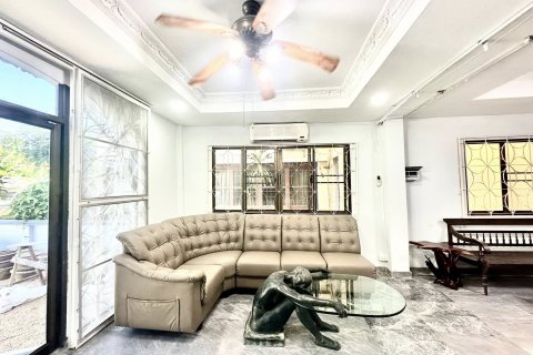 บ้านในตลิ่งชัน, กรุงเทพฯ, ประเทศไทย 7 ห้องนอน № 132249 - รูปถ่าย 30