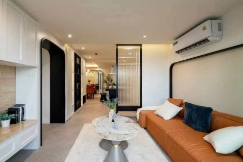Condo in Watthana, Bangkok, Thailand, 3 bedrooms  № 132250